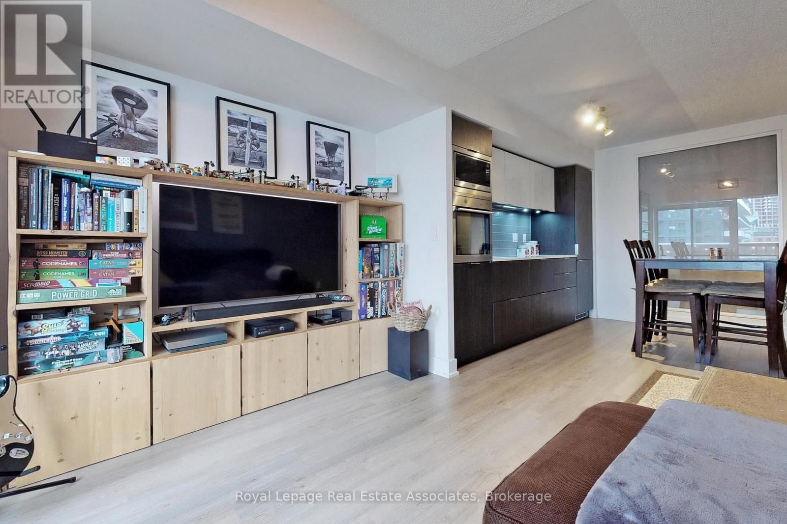 714 - 318 Richmond Street W, Toronto, Ontario  M5V 1X2 - Photo 7 - C12479370