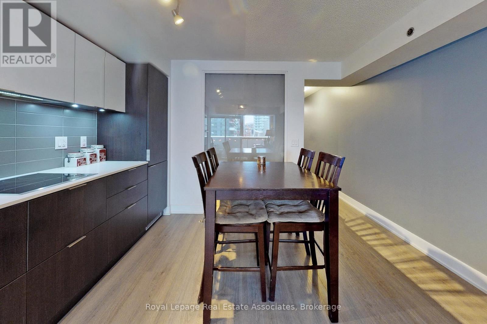 714 - 318 Richmond Street W, Toronto, Ontario  M5V 1X2 - Photo 8 - C12479370