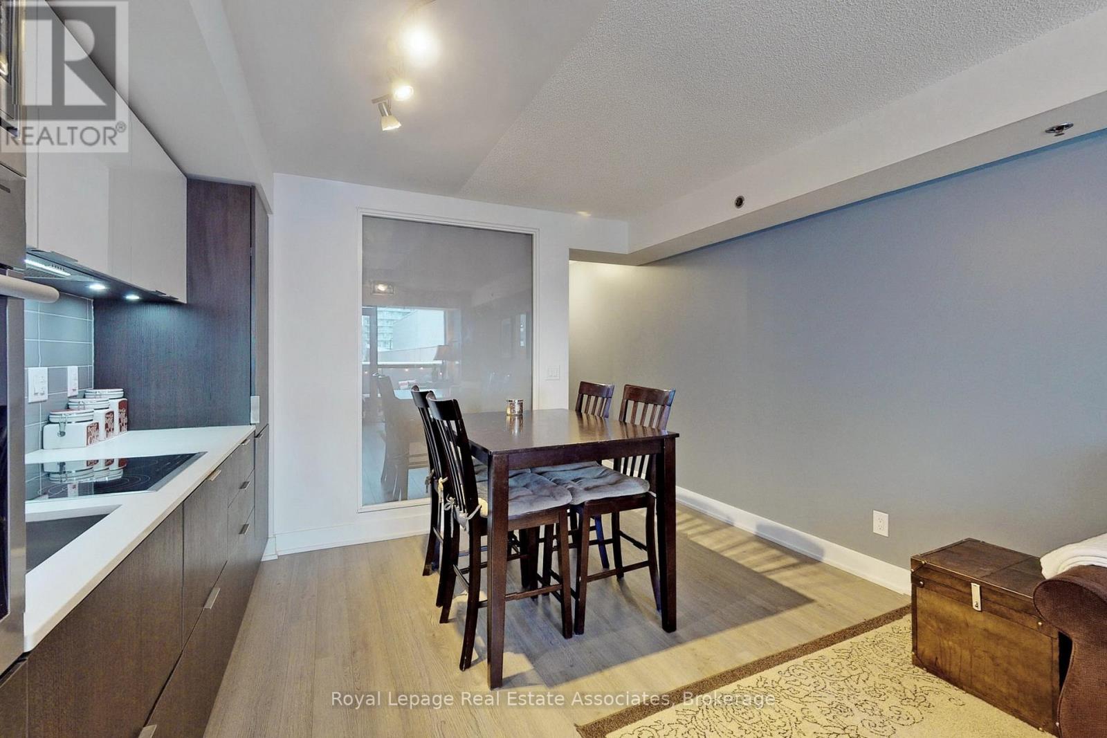 714 - 318 Richmond Street W, Toronto, Ontario  M5V 1X2 - Photo 9 - C12479370