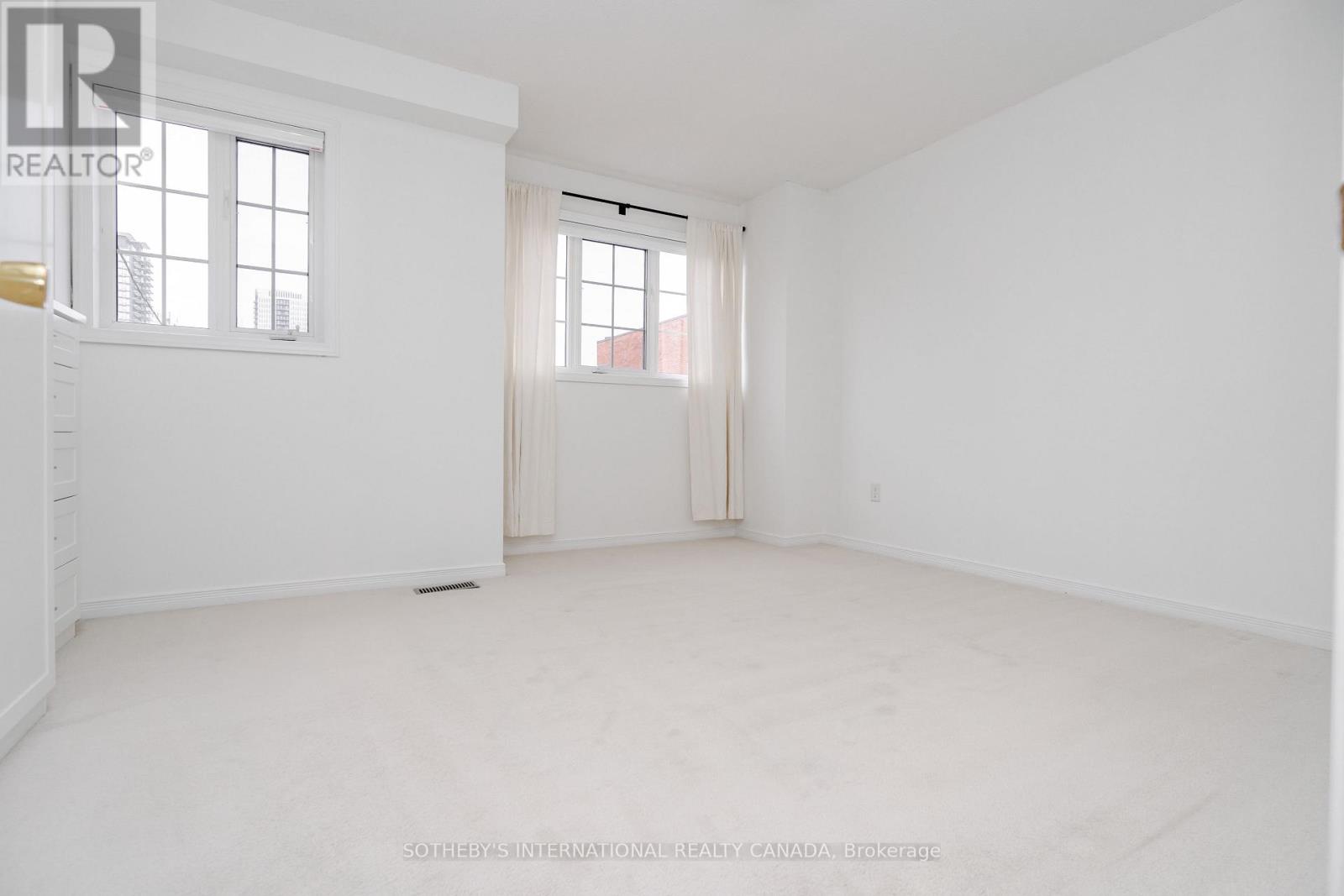 58a Poulett Street, Toronto, Ontario  M5A 1Z5 - Photo 18 - C12479385