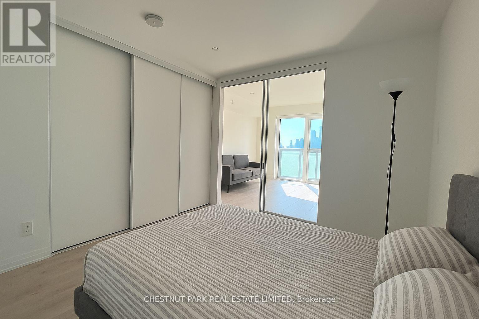 1311 - 99 Foxbar Road, Toronto, Ontario  M4V 2G5 - Photo 3 - C12479389