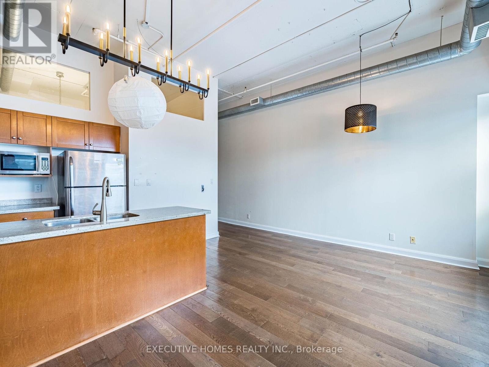 1004 - 700 King Street W, Toronto, Ontario  M5V 2Y6 - Photo 15 - C12479390
