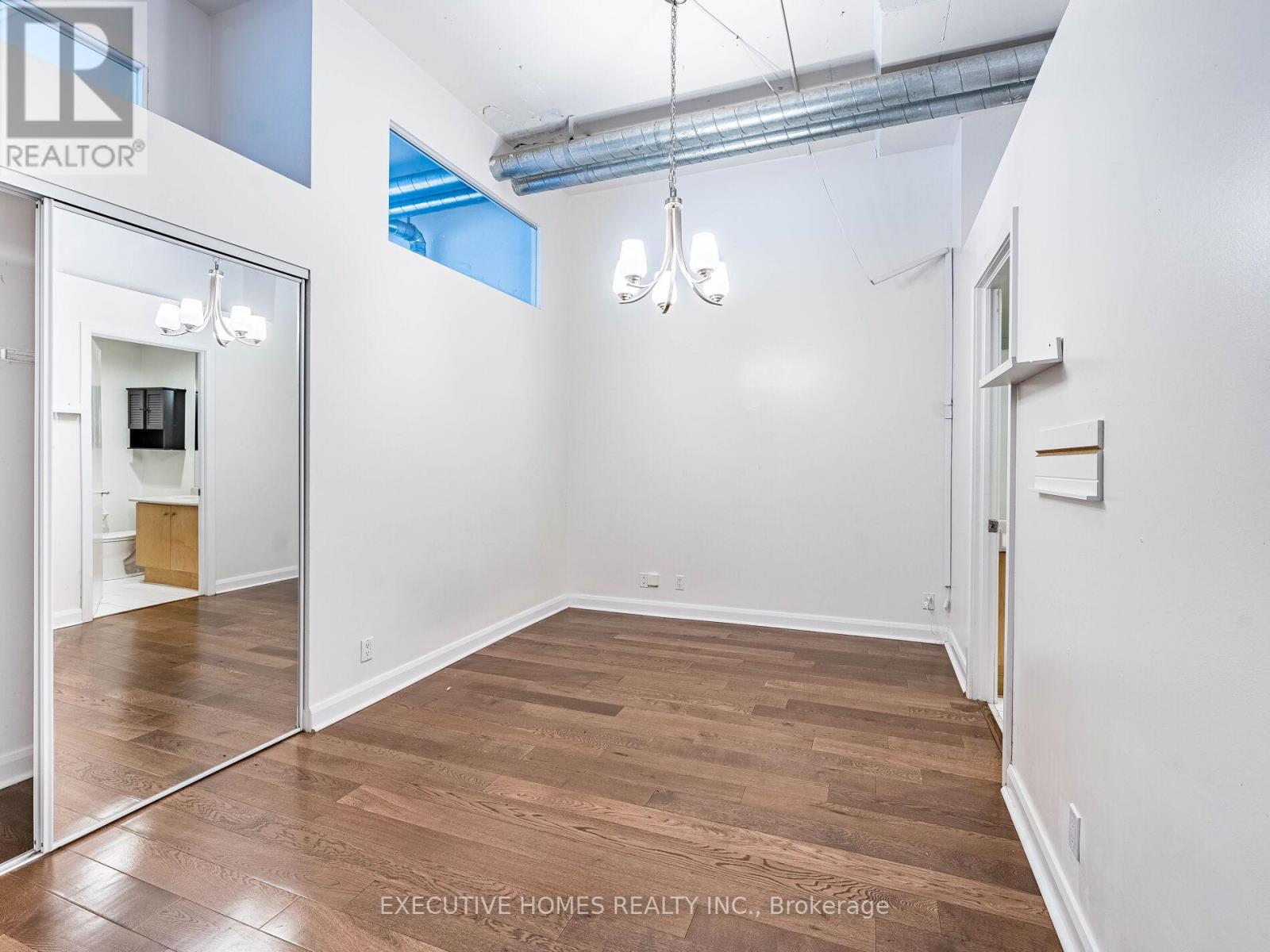 1004 - 700 King Street W, Toronto, Ontario  M5V 2Y6 - Photo 22 - C12479390