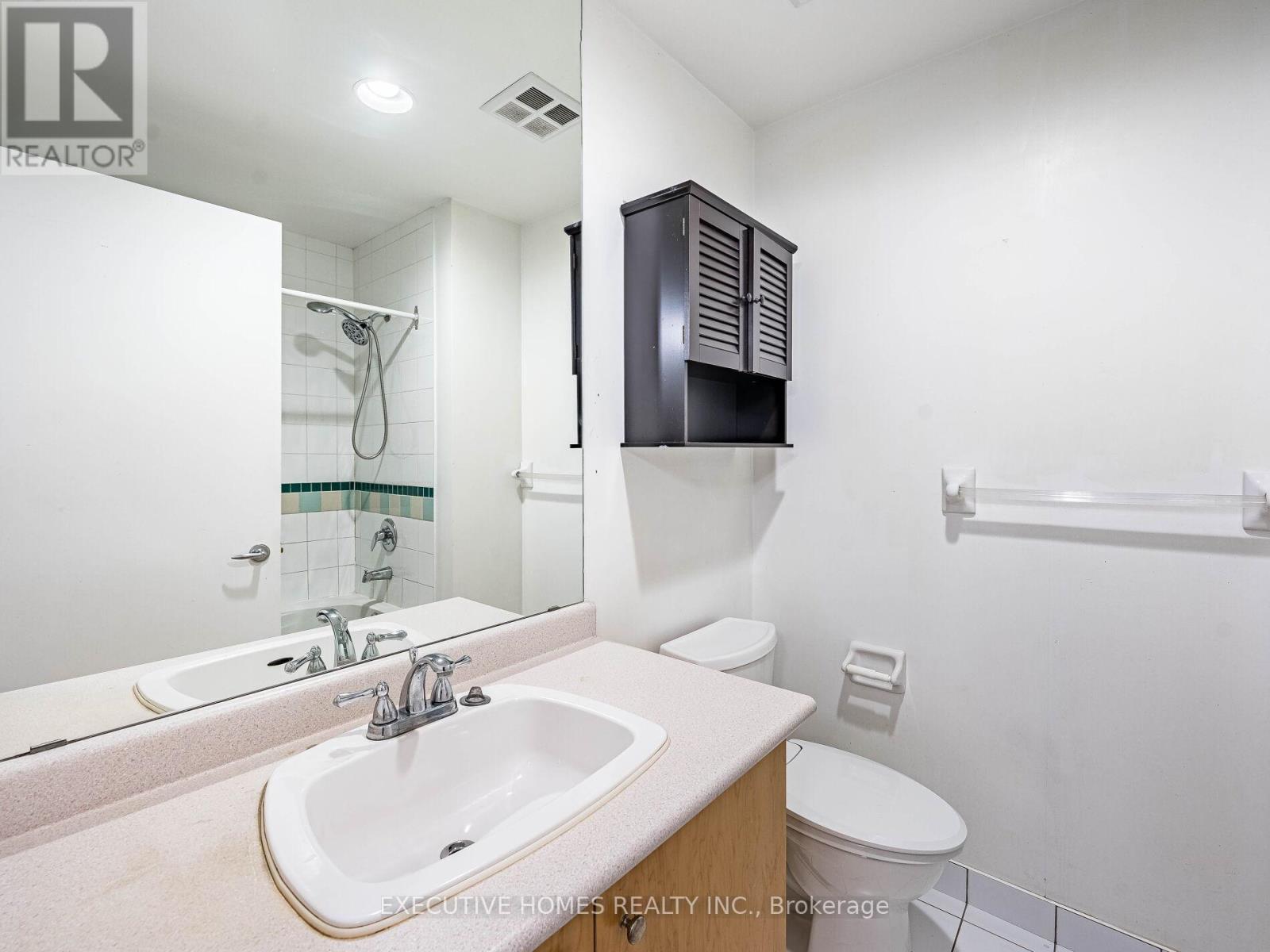 1004 - 700 King Street W, Toronto, Ontario  M5V 2Y6 - Photo 25 - C12479390