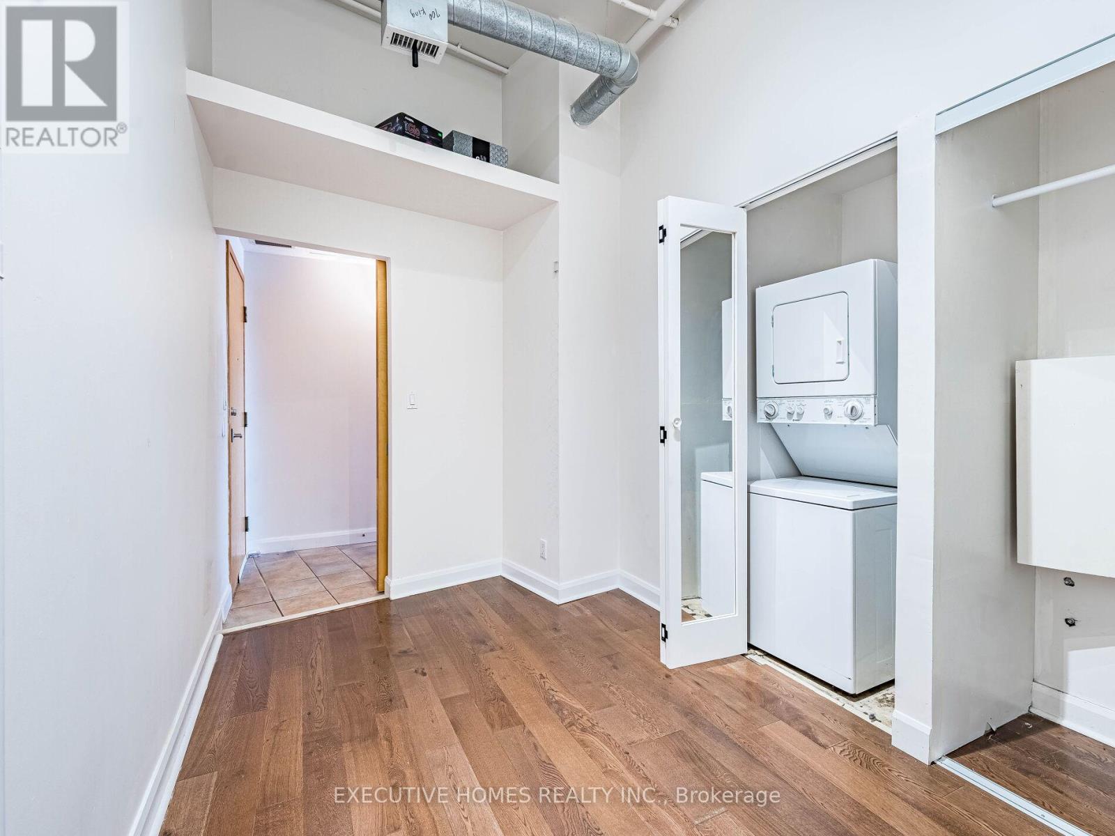 1004 - 700 King Street W, Toronto, Ontario  M5V 2Y6 - Photo 30 - C12479390