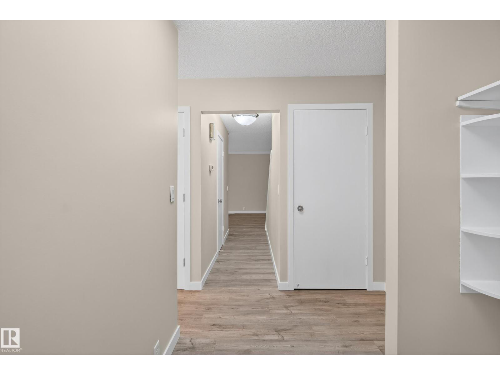 8421 Mill Woods Rd Nw, Edmonton, Alberta  T6K 2P6 - Photo 2 - E4463258