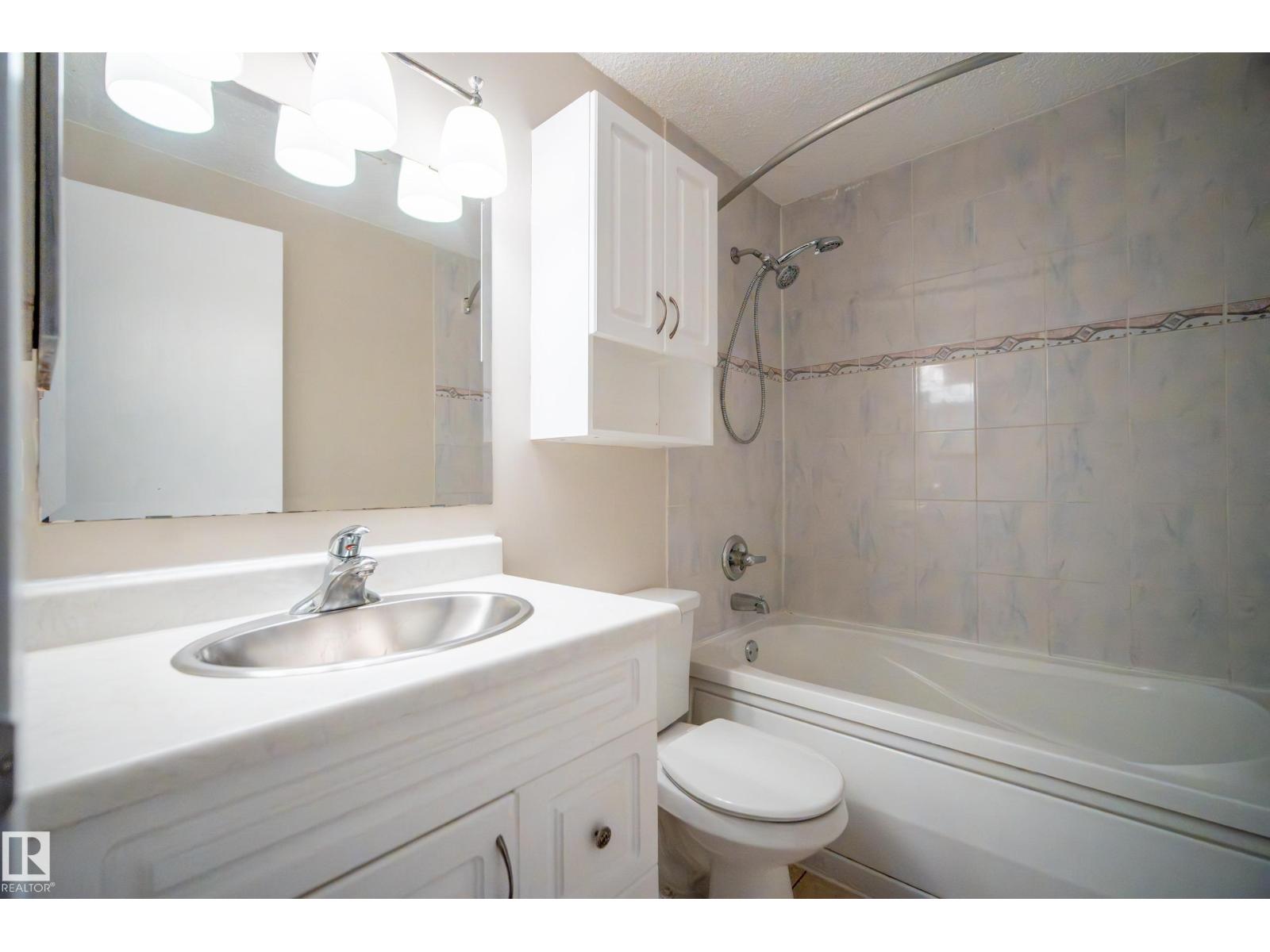 8421 Mill Woods Rd Nw, Edmonton, Alberta  T6K 2P6 - Photo 18 - E4463258