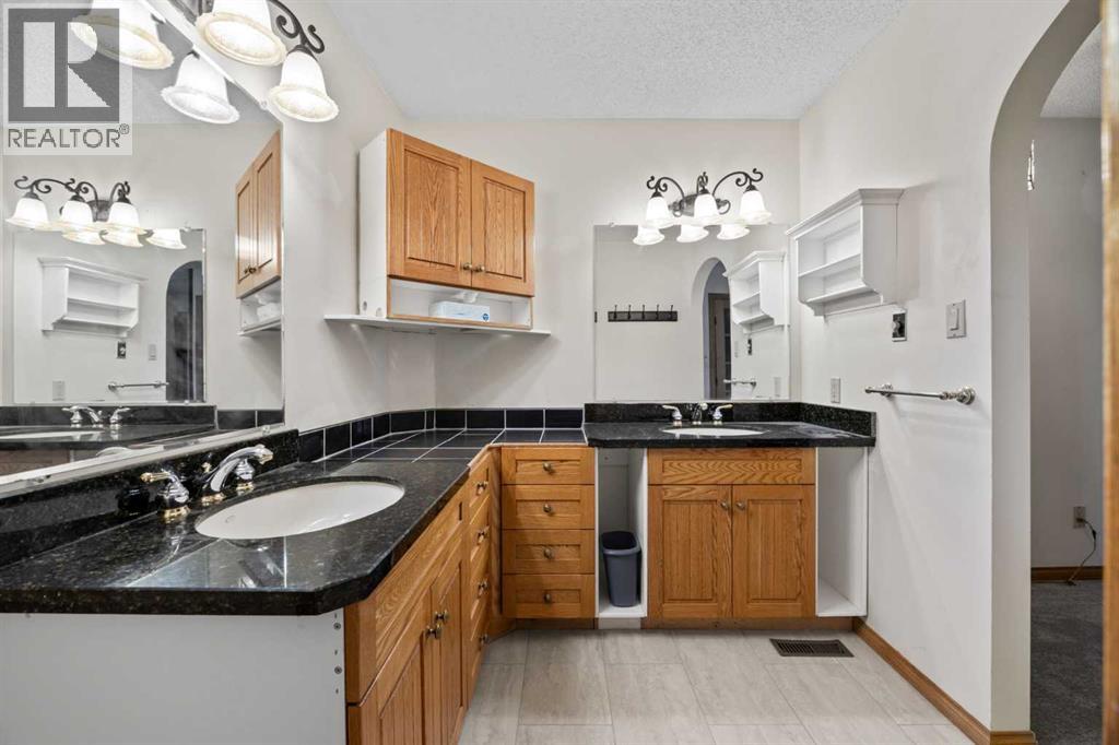 70 Downey Road, Okotoks, Alberta  T1S 1H7 - Photo 19 - A2240964