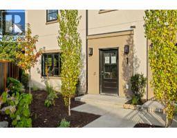 2957 Conlin Court Unit# 1, kelowna, British Columbia