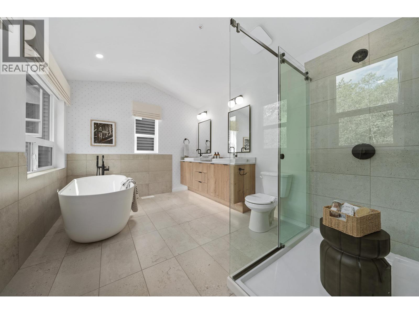 11013 250a Street, Maple Ridge, British Columbia  V0V 0V0 - Photo 12 - R3040153
