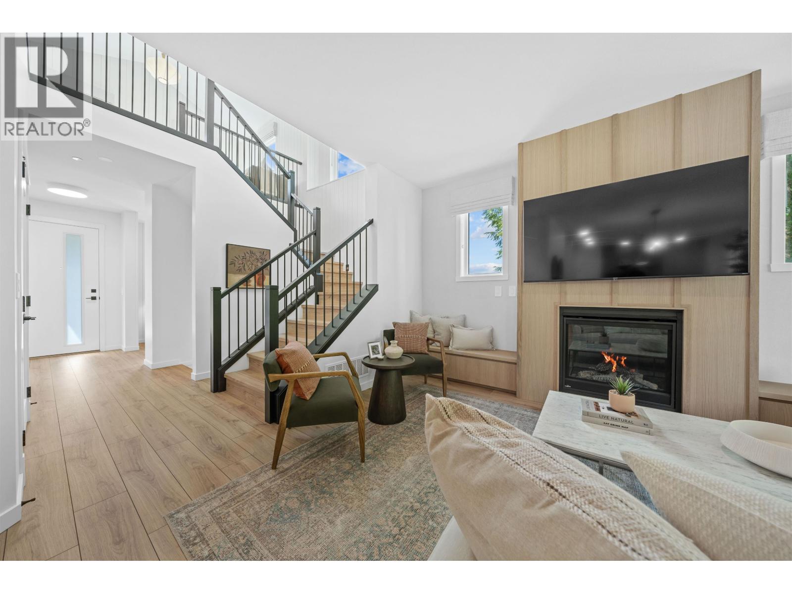 11013 250a Street, Maple Ridge, British Columbia  V0V 0V0 - Photo 8 - R3040153