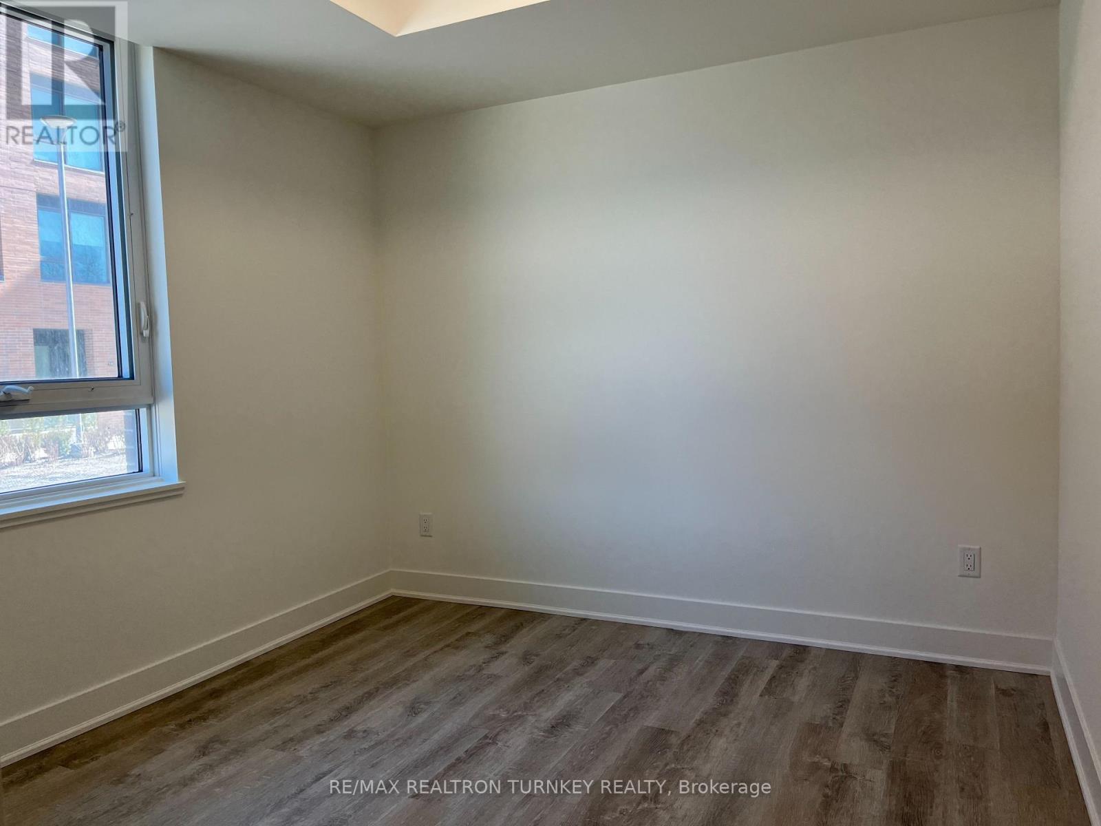 018 - 185 Deerfield Road, Newmarket, Ontario  L3Y 0G7 - Photo 24 - N12294580