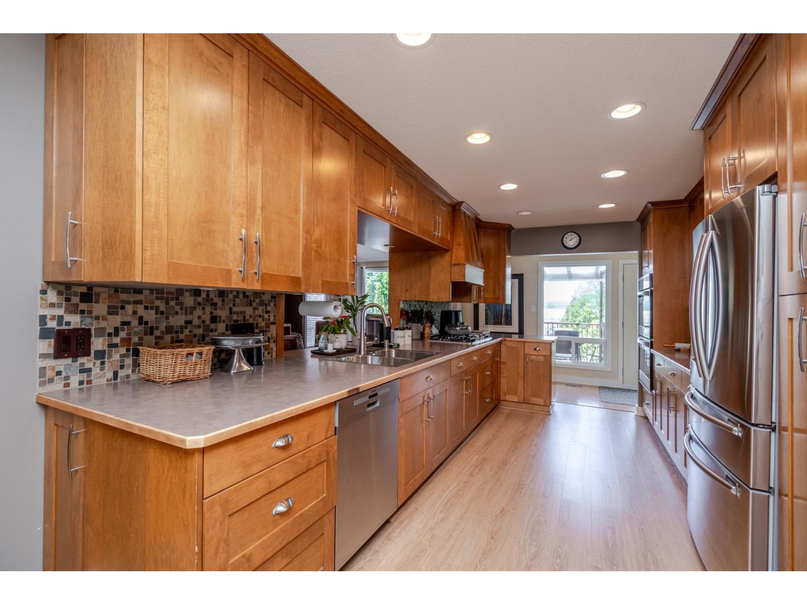 32923 Clayburn Road, Abbotsford, British Columbia  V4X 1W7 - Photo 8 - R3061348
