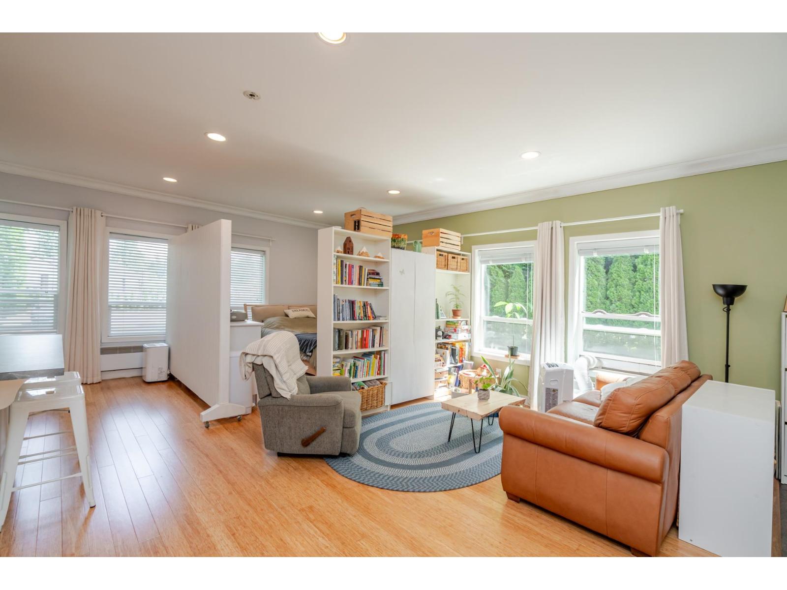 32923 Clayburn Road, Abbotsford, British Columbia  V4X 1W7 - Photo 36 - R3061348