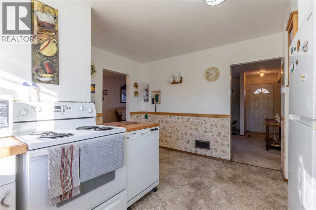 452 27 Street, Fort Macleod, Alberta  T0L 0Z0 - Photo 14 - A2266040