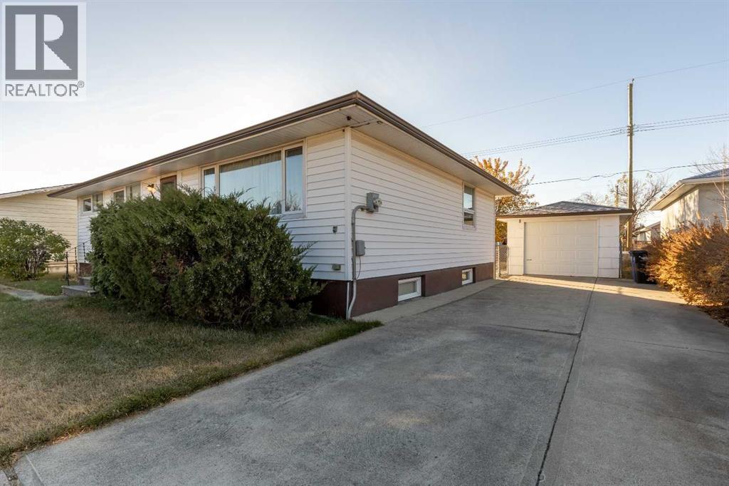 452 27 Street, Fort Macleod, Alberta  T0L 0Z0 - Photo 4 - A2266040