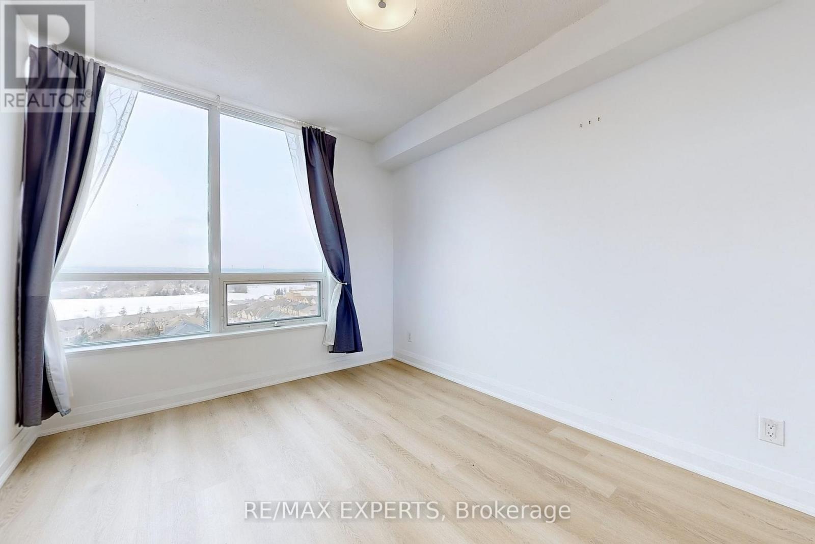 1401 - 20 North Park Road, Vaughan, Ontario  L4J 0G7 - Photo 14 - N12479308