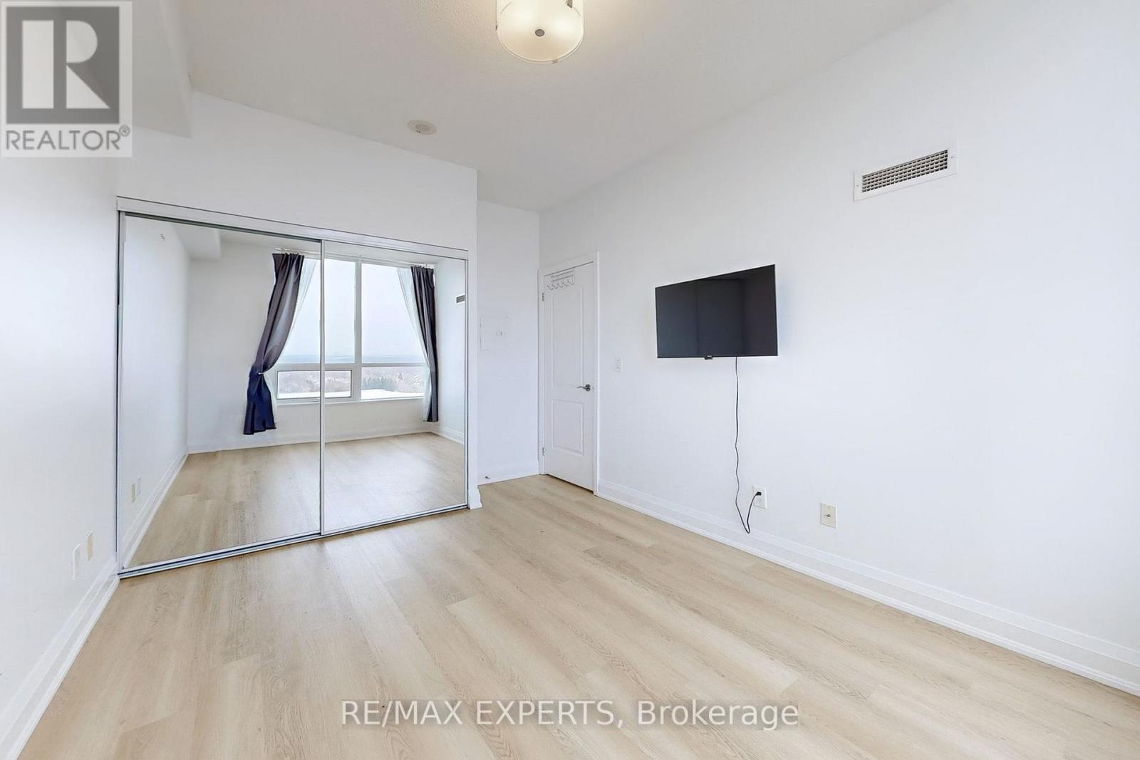 1401 - 20 North Park Road, Vaughan, Ontario  L4J 0G7 - Photo 15 - N12479308
