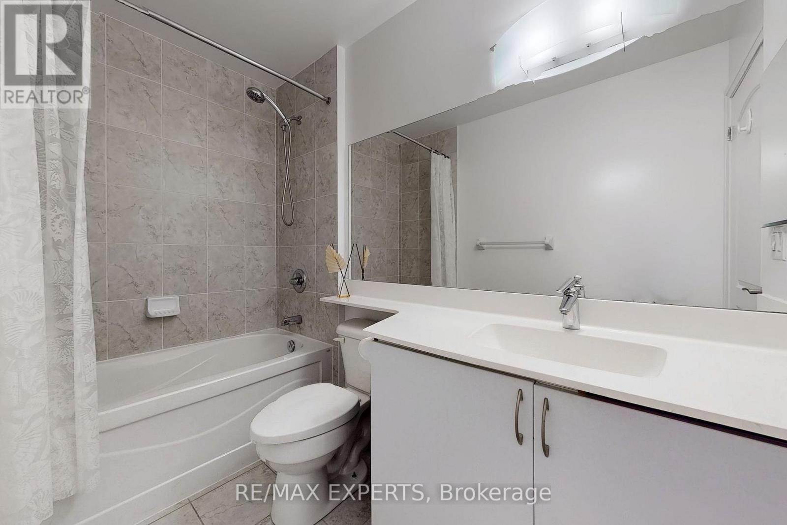1401 - 20 North Park Road, Vaughan, Ontario  L4J 0G7 - Photo 16 - N12479308