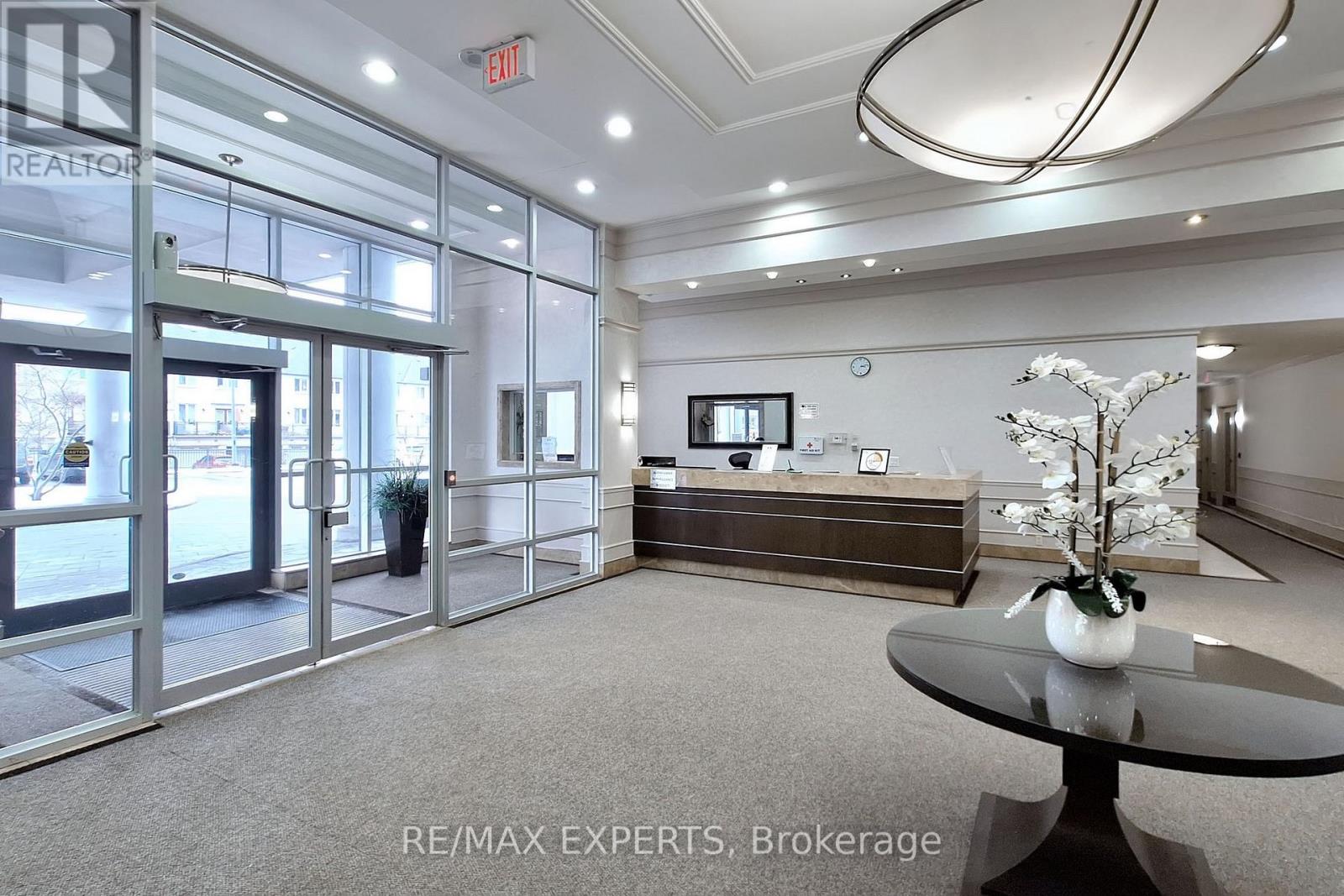 1401 - 20 North Park Road, Vaughan, Ontario  L4J 0G7 - Photo 4 - N12479308