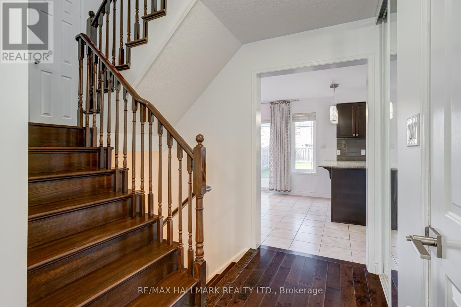 125 Faris Street, Bradford West Gwillimbury, Ontario  L3Z 0C6 - Photo 21 - N12479316