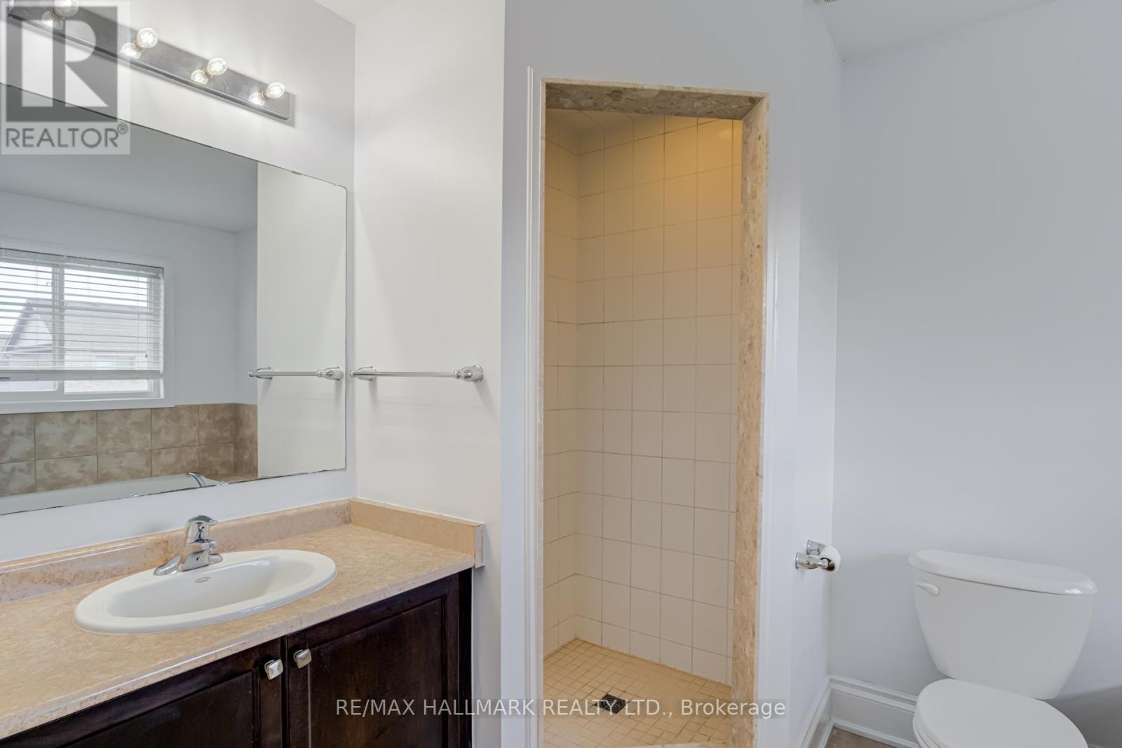 125 Faris Street, Bradford West Gwillimbury, Ontario  L3Z 0C6 - Photo 28 - N12479316