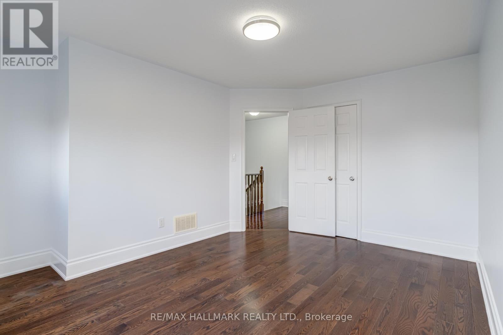 125 Faris Street, Bradford West Gwillimbury, Ontario  L3Z 0C6 - Photo 33 - N12479316