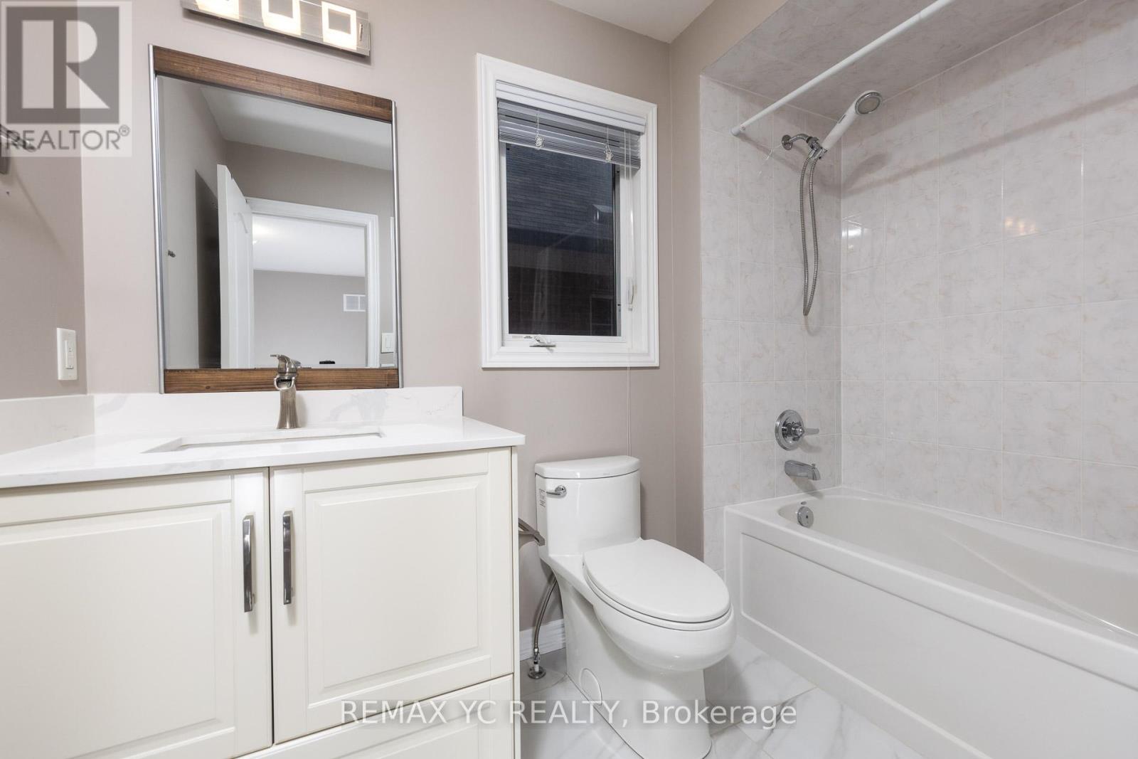 7 Riverhill Drive, Vaughan, Ontario  L6A 0P2 - Photo 31 - N12479321