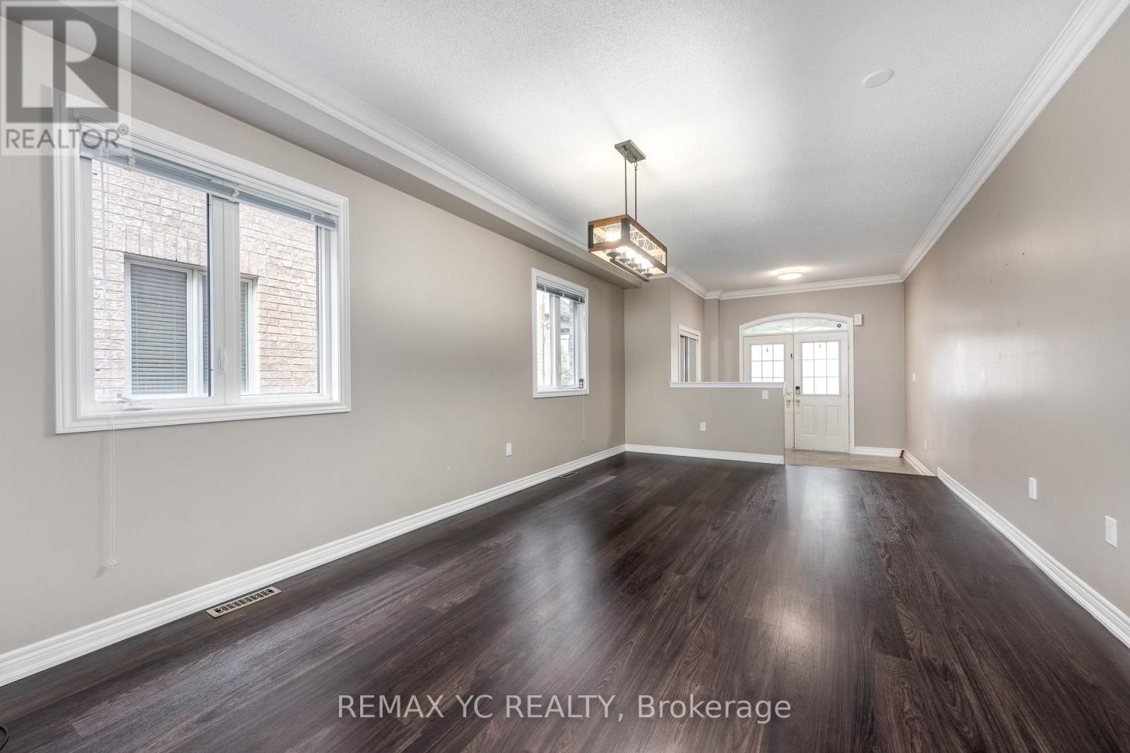 7 Riverhill Drive, Vaughan, Ontario  L6A 0P2 - Photo 8 - N12479321