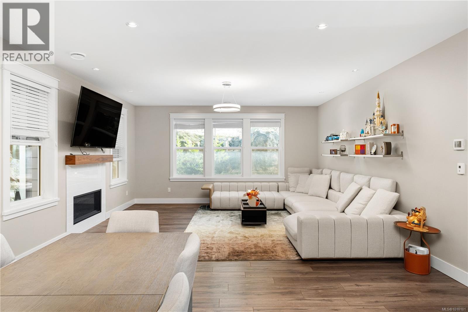 3552 Joy Close, Langford, British Columbia  V9C 0M4 - Photo 4 - 1018181