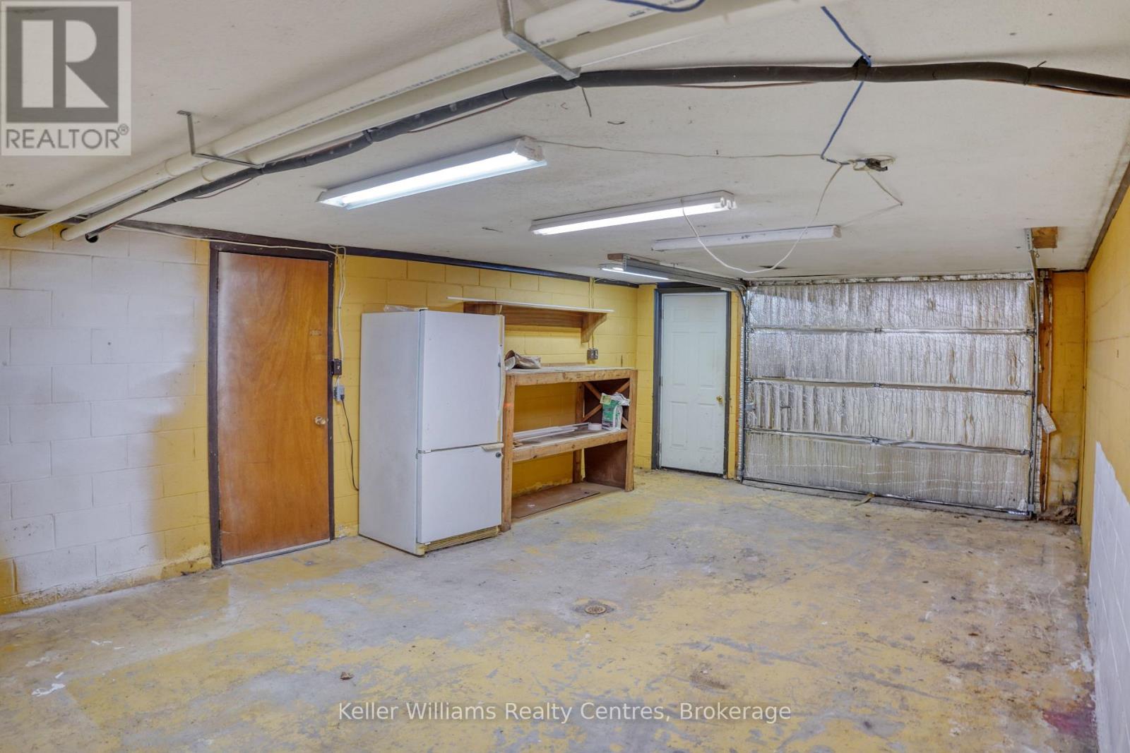 470 7th Street, Hanover, Ontario  N4N 2J4 - Photo 37 - X12479426
