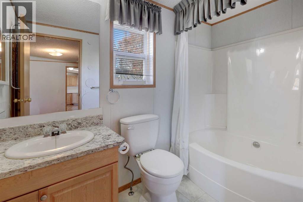 818 Briarwood Road, Strathmore, Alberta  T1P 1E2 - Photo 15 - A2266163