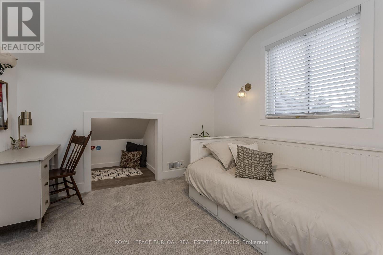 333 St Paul Street, Burlington, Ontario  L7R 3K2 - Photo 21 - W12479284