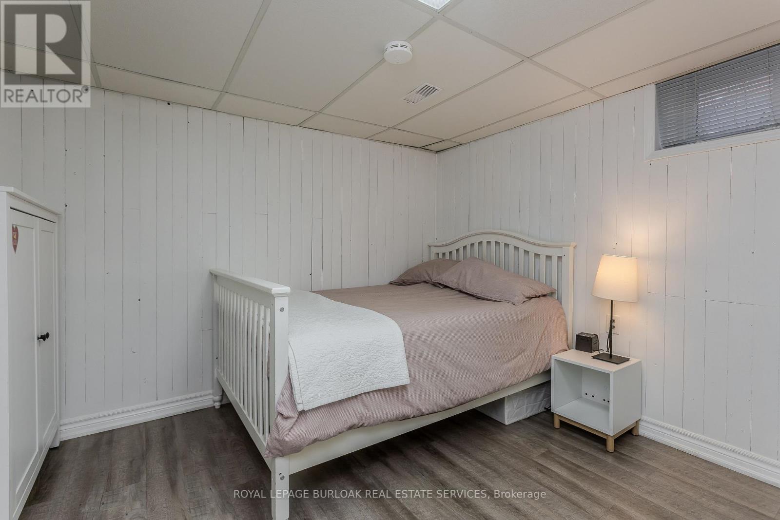 333 St Paul Street, Burlington, Ontario  L7R 3K2 - Photo 37 - W12479284