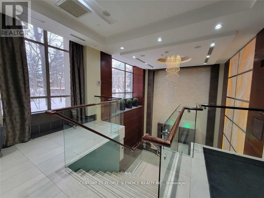 2312 - 310 Burnhamthorpe Road W, Mississauga, Ontario  L5B 4P9 - Photo 3 - W12479328
