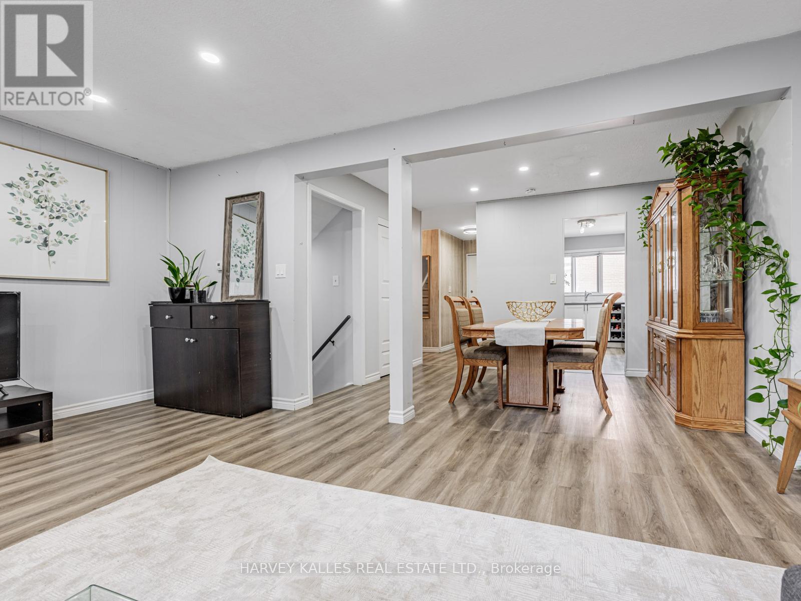 1 - 394 Driftwood Avenue, Toronto, Ontario  M3N 2P2 - Photo 11 - W12479364