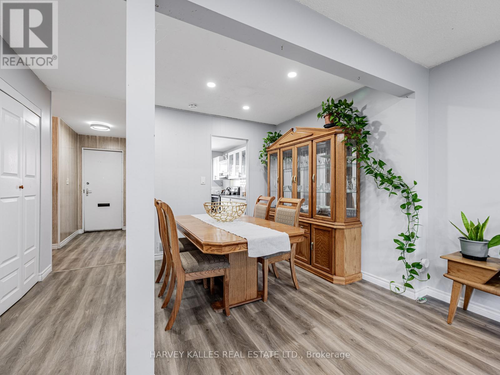 1 - 394 Driftwood Avenue, Toronto, Ontario  M3N 2P2 - Photo 14 - W12479364