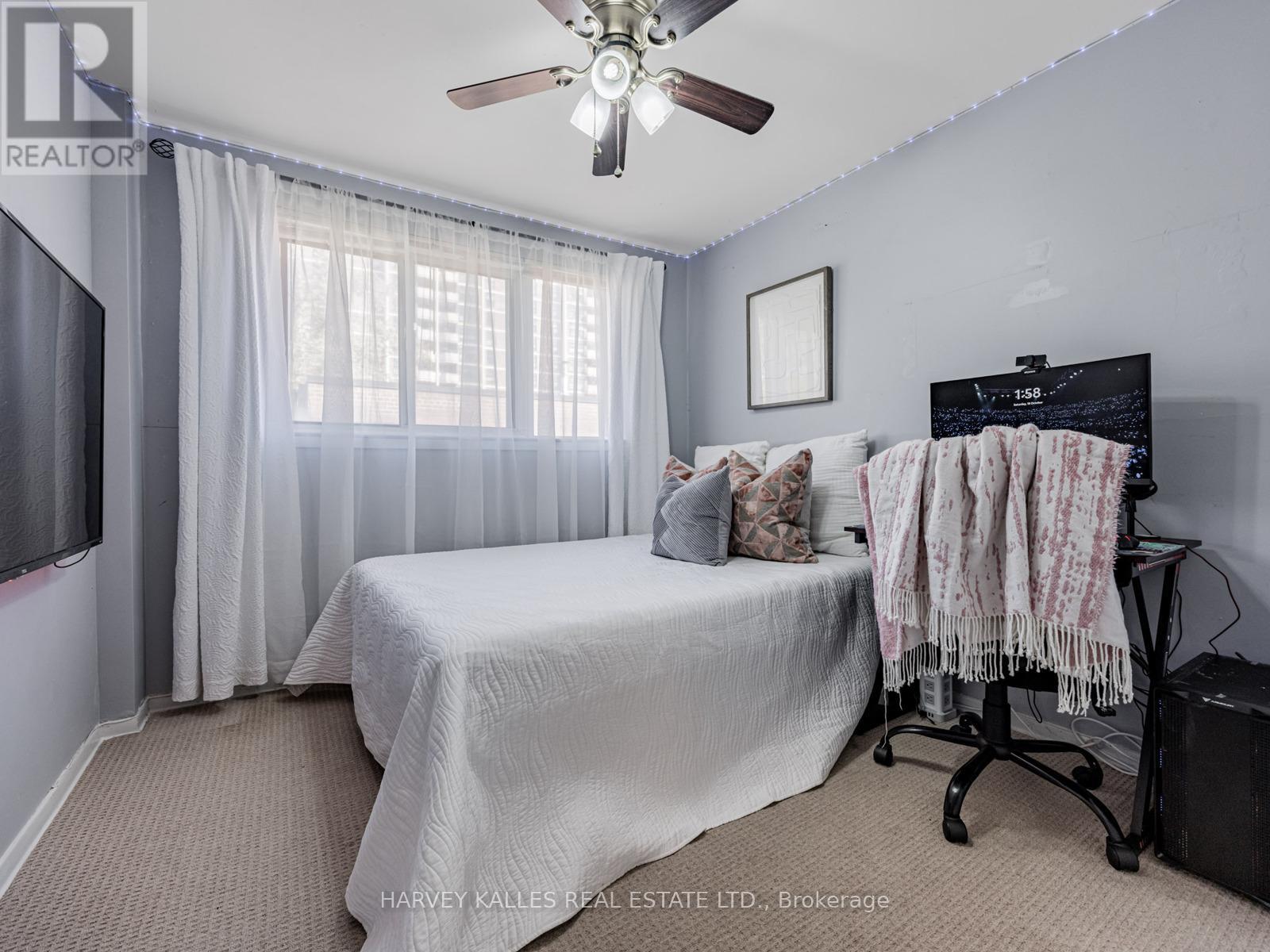 1 - 394 Driftwood Avenue, Toronto, Ontario  M3N 2P2 - Photo 26 - W12479364