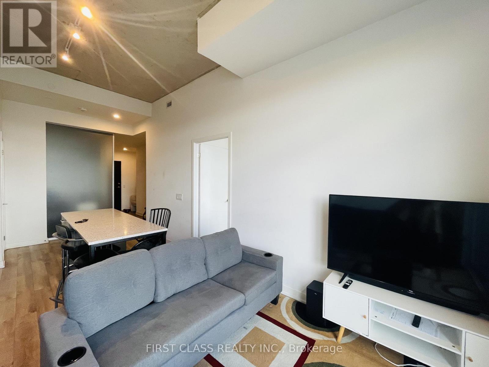 Unknown Address, ,     - Photo 12 - W12479391