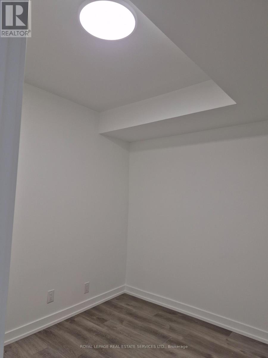2nd Flr - 1073 College Street, Toronto, Ontario  M6H 1B2 - Photo 22 - C12478980