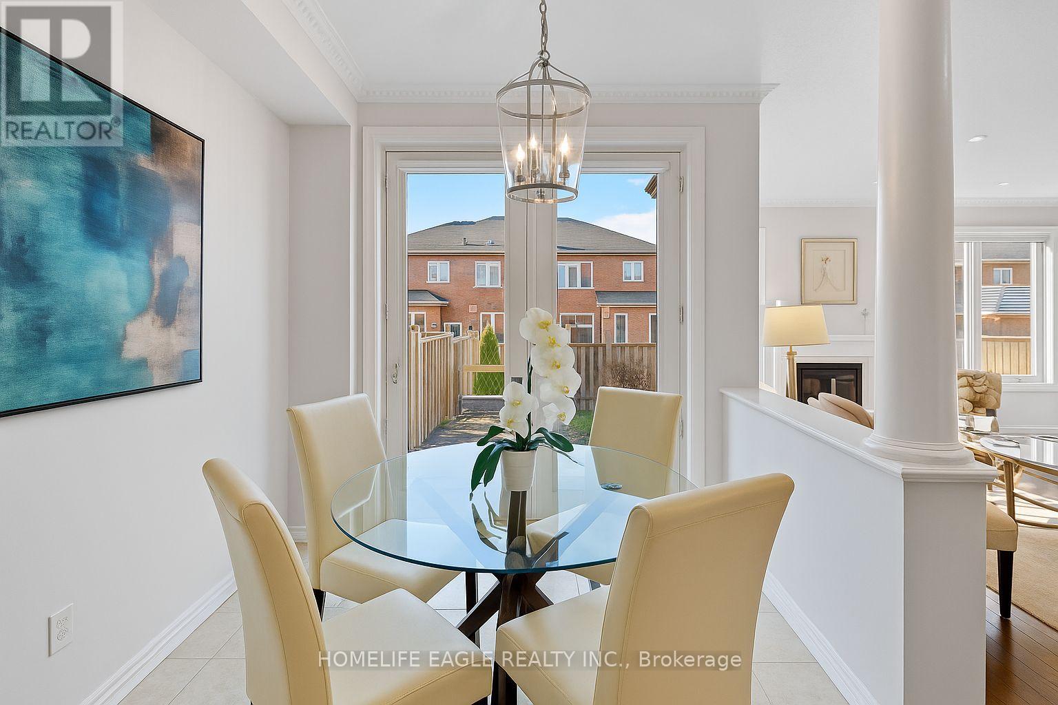 39 Pitney Avenue, Richmond Hill, Ontario  L4E 4Y5 - Photo 6 - N12479205