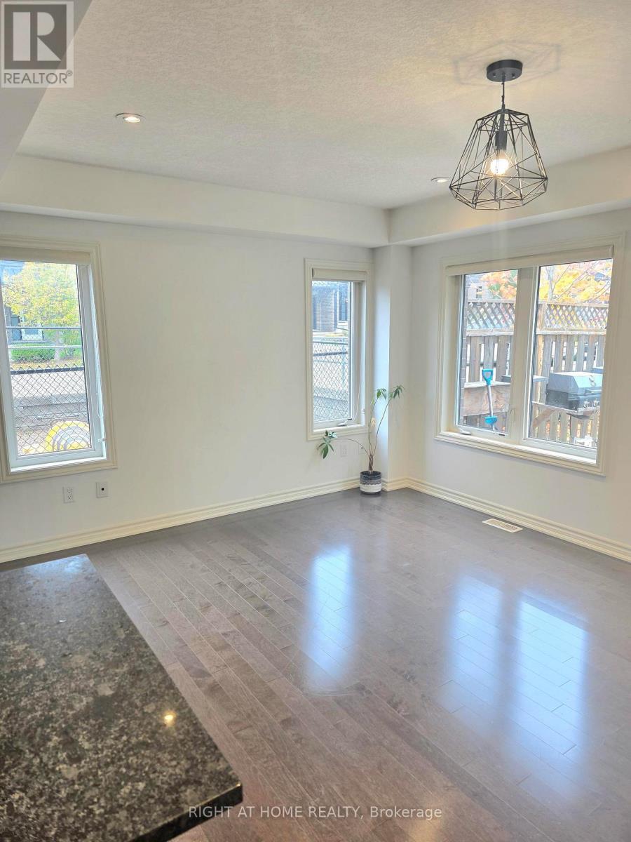 13 - 91 Poppy Drive E, Guelph, Ontario  N1L 0M6 - Photo 11 - X12472917