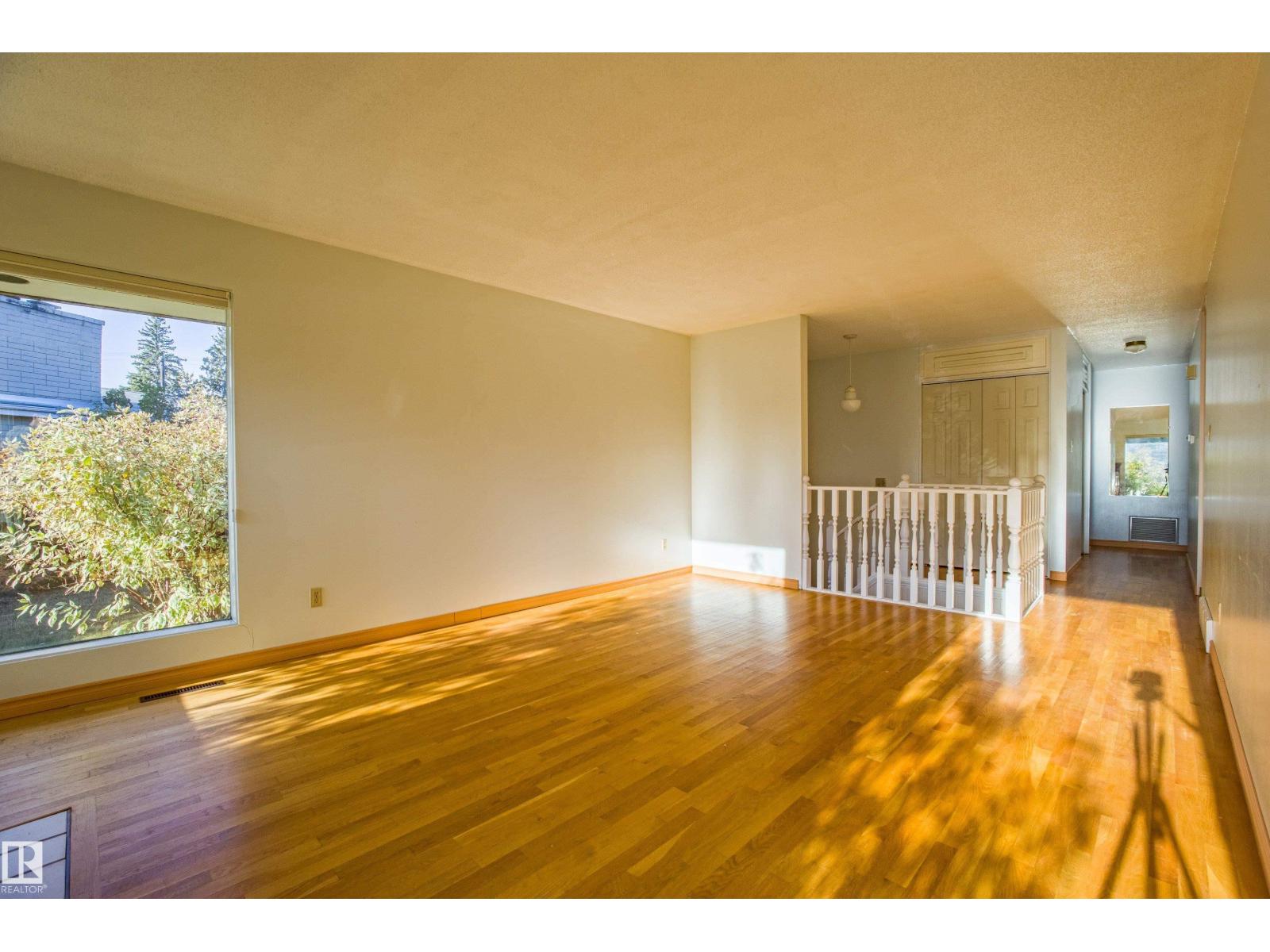 4051 120 St Nw, Edmonton, Alberta  T6J 1X7 - Photo 12 - E4463265