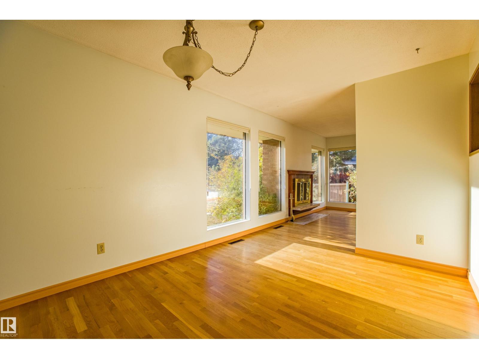 4051 120 St Nw, Edmonton, Alberta  T6J 1X7 - Photo 16 - E4463265
