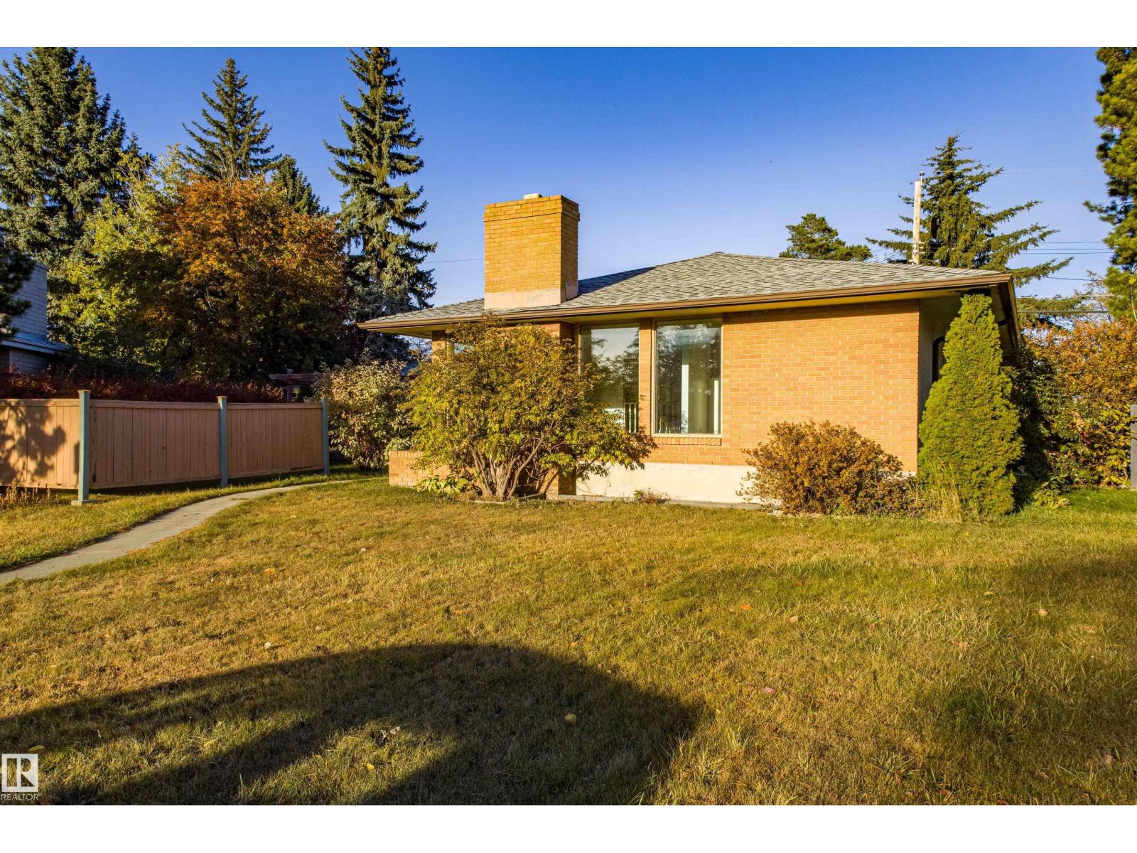 4051 120 St Nw, Edmonton, Alberta  T6J 1X7 - Photo 3 - E4463265