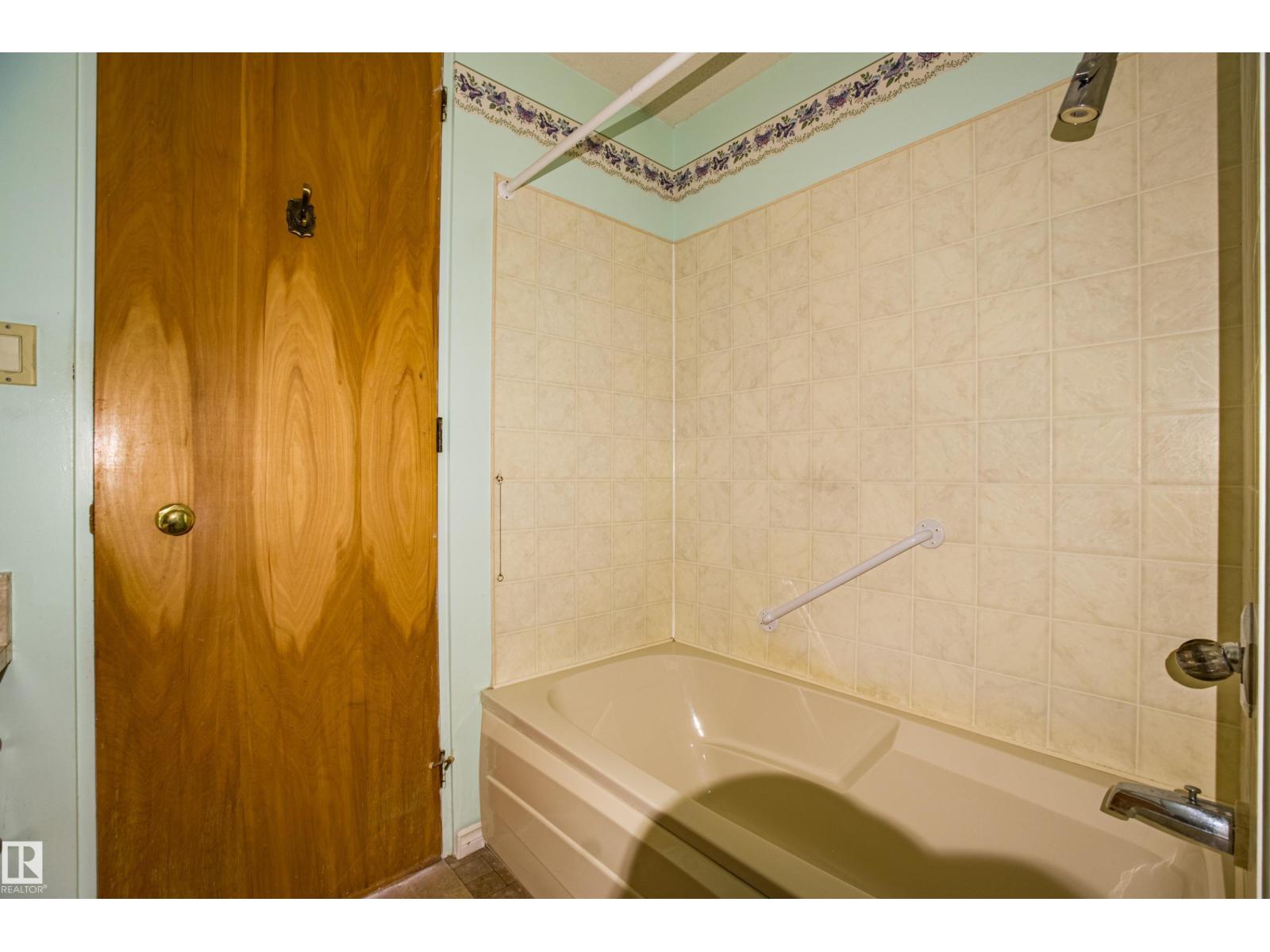 4051 120 St Nw, Edmonton, Alberta  T6J 1X7 - Photo 34 - E4463265