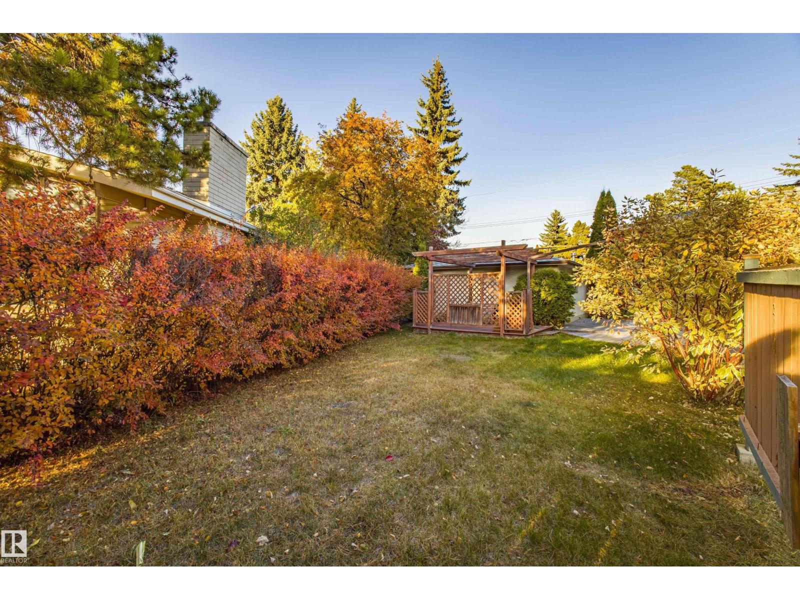 4051 120 St Nw, Edmonton, Alberta  T6J 1X7 - Photo 6 - E4463265