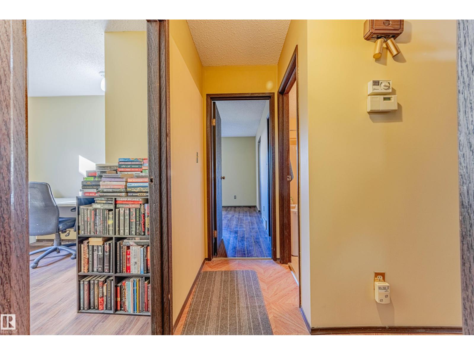 3924 55 St Nw, Edmonton, Alberta  T6L 1C2 - Photo 17 - E4463267