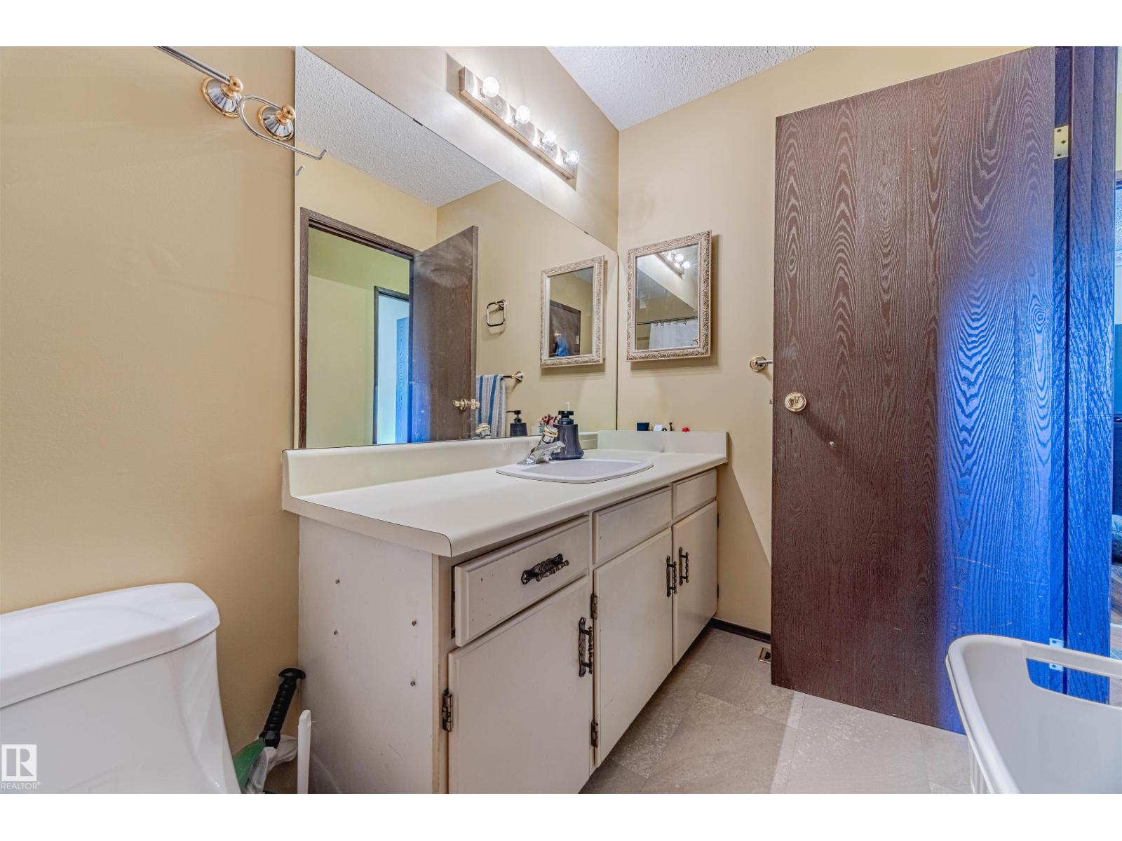 3924 55 St Nw, Edmonton, Alberta  T6L 1C2 - Photo 23 - E4463267