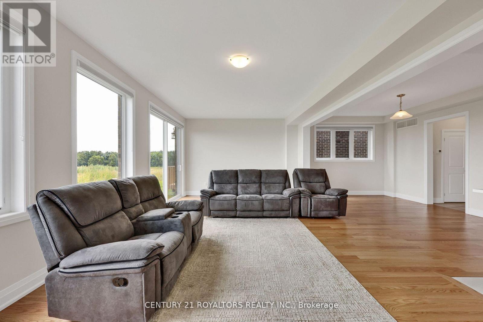 909 Knights Lane, Woodstock, Ontario  N4T 0P7 - Photo 12 - X12479297
